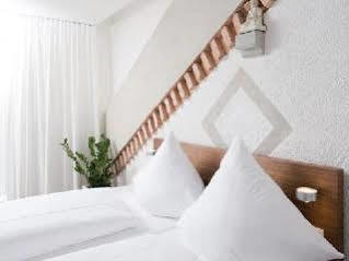 Constantia 4*